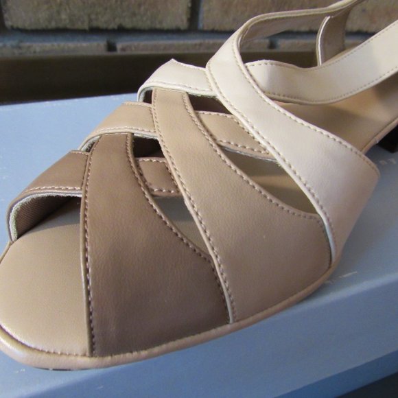 NEW IN BOX Soft Style Huch Puppies Bone/Ombre Sandals 9.5 W - Picture 6 of 9